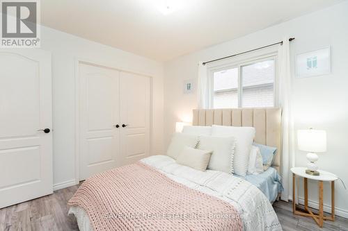 64 Banington Cres Crescent, Brampton (Snelgrove), ON - Indoor Photo Showing Bedroom