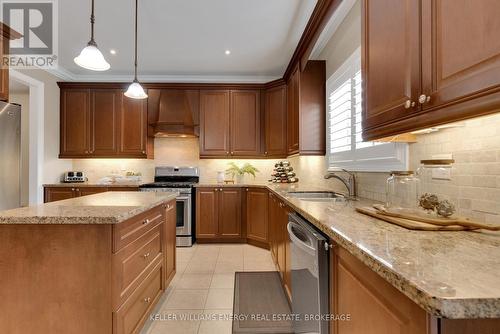 1828 Badgley Court, Oshawa (Taunton), ON - Indoor Photo Showing Kitchen