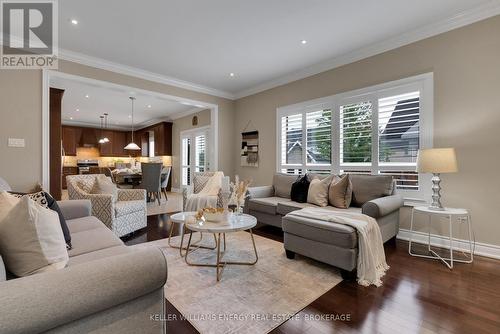 1828 Badgley Court, Oshawa (Taunton), ON - Indoor Photo Showing Living Room