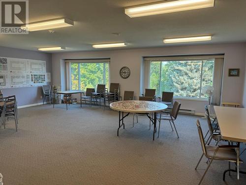 945 Lawrence Avenue Unit# 104, Kelowna, BC - Indoor Photo Showing Dining Room