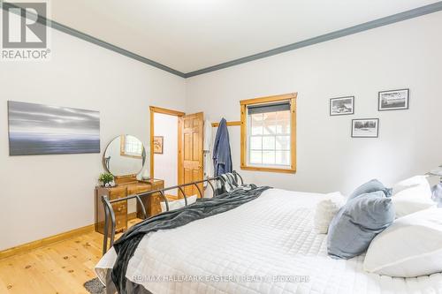 3404 Base Line, Otonabee-South Monaghan, ON - Indoor Photo Showing Bedroom