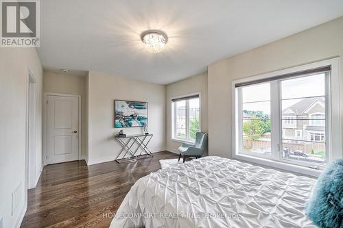 99 Mitchell Place, Newmarket, ON - Indoor Photo Showing Bedroom