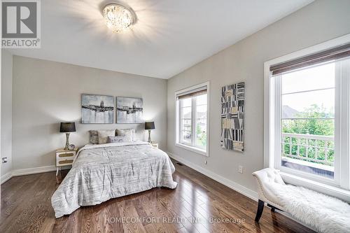 99 Mitchell Place, Newmarket, ON - Indoor Photo Showing Bedroom