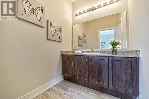 99 Mitchell Place, Newmarket, ON - Indoor Photo Showing Bathroom