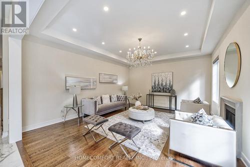 99 Mitchell Place, Newmarket, ON - Indoor Photo Showing Living Room With Fireplace