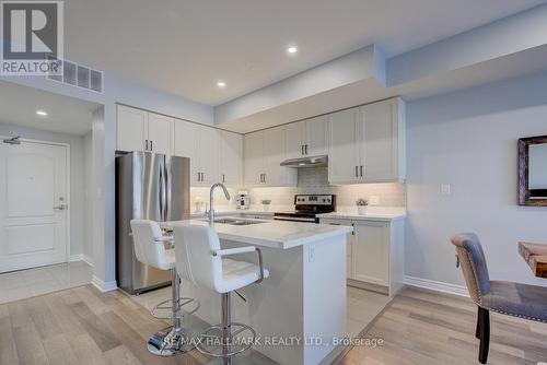 231 - 3905 Major Mackenzie Drive, Vaughan, ON - Indoor Photo Showing Kitchen