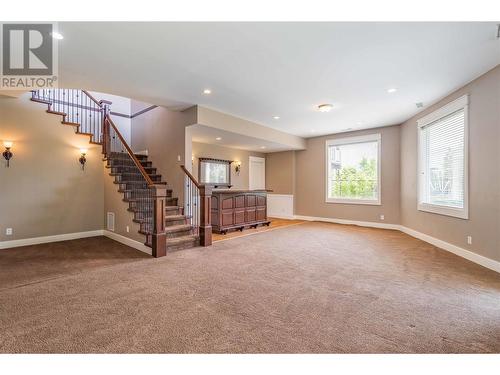 1102 Hume Avenue, Kelowna, BC - Indoor Photo Showing Other Room