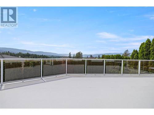 1102 Hume Avenue, Kelowna, BC - Outdoor With View