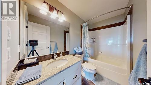 5102 Devine Drive, Regina, SK - Indoor Photo Showing Bathroom