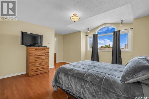 121 Janet Drive, Battleford, SK - Indoor Photo Showing Bedroom