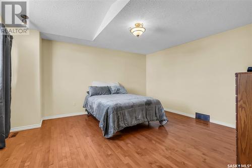 121 Janet Drive, Battleford, SK - Indoor Photo Showing Bedroom