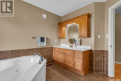 121 Janet Drive, Battleford, SK - Indoor Photo Showing Bathroom