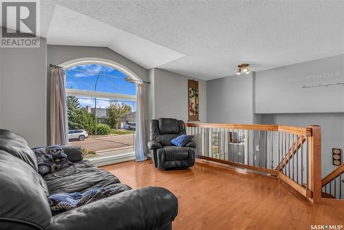 121 Janet Drive, Battleford, SK - Indoor Photo Showing Living Room