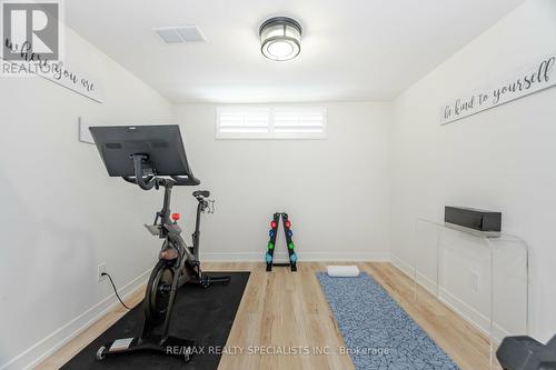 136 Boxley Road, Burlington, ON - Indoor Photo Showing Gym Room