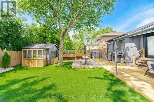 136 Boxley Road, Burlington, ON - Outdoor With Backyard