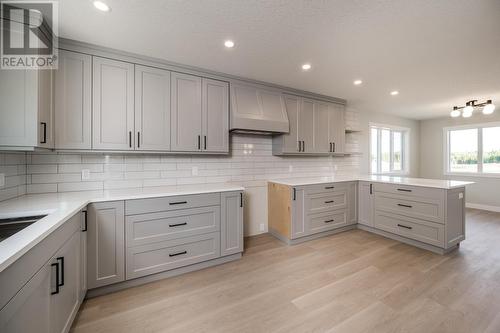 7208 Hillu Road, Prince George, BC - Indoor Photo Showing Kitchen