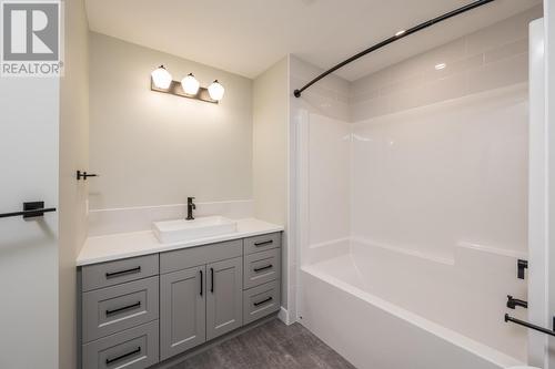 7208 Hillu Road, Prince George, BC - Indoor Photo Showing Bathroom