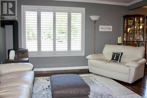 34 Bay Ridge Road, Hastings Highlands, ON - Indoor Photo Showing Living Room