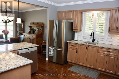 34 Bay Ridge Road, Hastings Highlands, ON - Indoor Photo Showing Kitchen