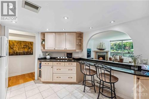 3105 Carling Avenue Unit#B-1, Ottawa, ON - Indoor Photo Showing Kitchen