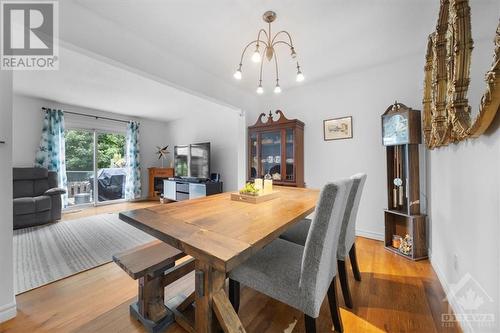 3603 Aladdin Lane, Ottawa, ON - Indoor Photo Showing Dining Room