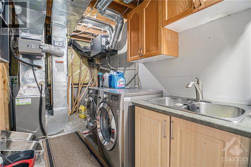 544 Chardonnay Drive, Ottawa, ON - Indoor Photo Showing Laundry Room