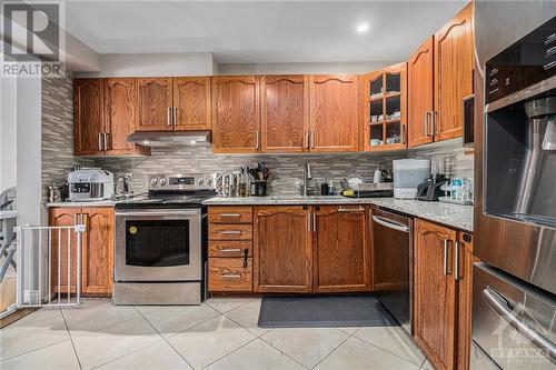 544 Chardonnay Drive, Ottawa, ON - Indoor Photo Showing Kitchen