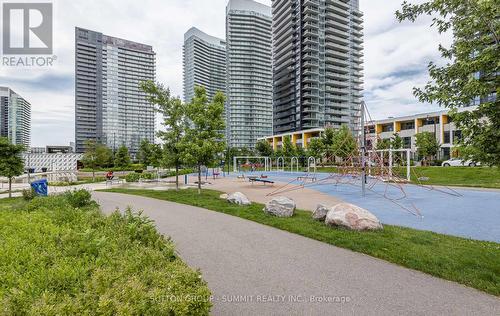 1207 - 85 Mcmahon Drive, Toronto (Bayview Village), ON - Outdoor With Facade