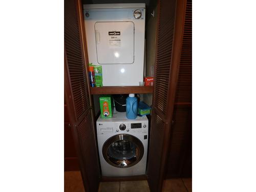 321 Copper Avenue N Unit# 55, Greenwood, BC - Indoor Photo Showing Laundry Room