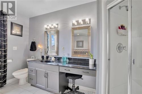 6060 Catherine Duransky Drive, Essex, ON - Indoor Photo Showing Bathroom