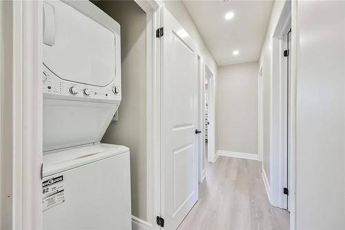 170 Cedardale Avenue, Stoney Creek, ON - Indoor Photo Showing Laundry Room