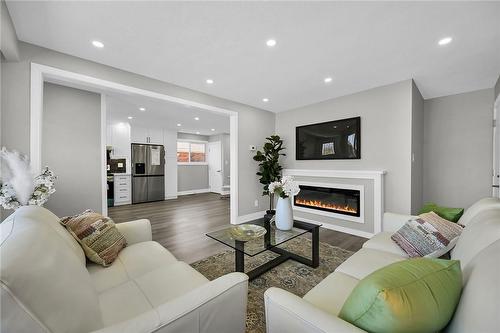 170 Cedardale Avenue, Stoney Creek, ON - Indoor Photo Showing Living Room With Fireplace