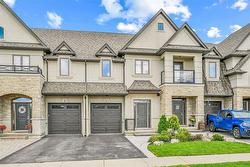 34 CARMEL Drive  Hamilton, ON L9B 0J3