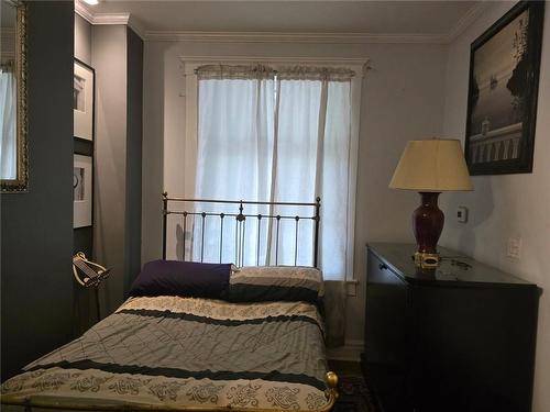 837 Gladstone Avenue, Toronto, ON - Indoor Photo Showing Bedroom