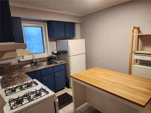 837 Gladstone Avenue, Toronto, ON - Indoor Photo Showing Kitchen