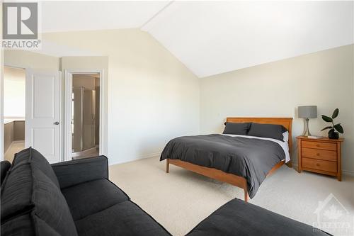 94B Stonehaven Drive, Ottawa, ON - Indoor Photo Showing Bedroom