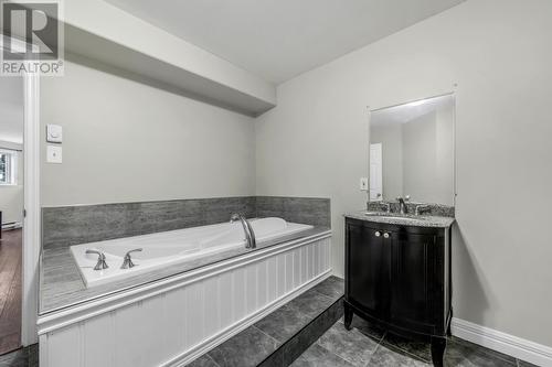 22 Clevedon Crescent, Paradise, NL - Indoor Photo Showing Bathroom