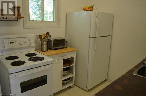 448 Main Street Unit# A,B,C & 448, Powassan, ON - Indoor Photo Showing Kitchen