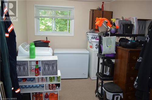 448 Main Street Unit# A,B,C & 448, Powassan, ON - Indoor Photo Showing Laundry Room