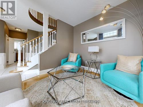 1970 Mill Street, Innisfil (Alcona), ON - Indoor Photo Showing Living Room