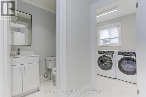 295 Elgin Mills Road W, Richmond Hill (Mill Pond), ON - Indoor Photo Showing Laundry Room