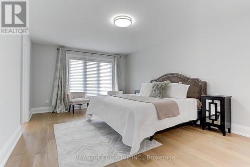 295 Elgin Mills Road W, Richmond Hill, ON - Indoor Photo Showing Bedroom