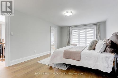 295 Elgin Mills Road W, Richmond Hill (Mill Pond), ON - Indoor Photo Showing Bedroom