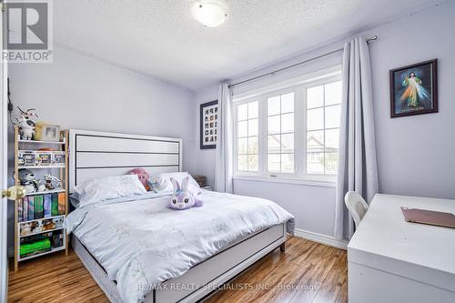 34 Peach Drive, Brampton, ON - Indoor Photo Showing Bedroom