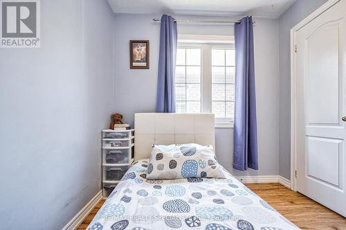 34 Peach Drive, Brampton, ON - Indoor Photo Showing Bedroom