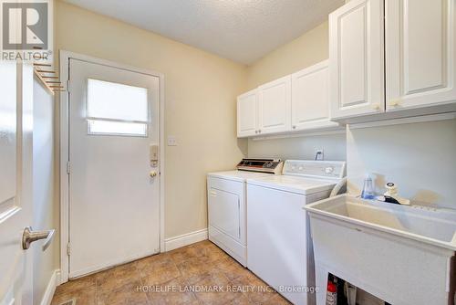 1537 Queensbury Crescent, Oakville (College Park), ON - Indoor Photo Showing Laundry Room