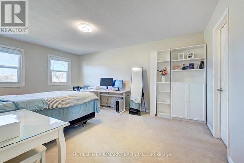 1537 Queensbury Crescent, Oakville (College Park), ON - Indoor Photo Showing Bedroom