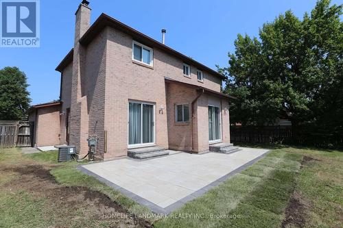 1537 Queensbury Crescent, Oakville (College Park), ON - Outdoor