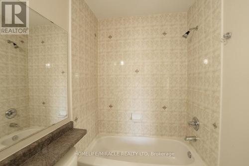 84 Dunlop Court, Brampton, ON - Indoor Photo Showing Bathroom