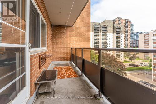 704 - 15 Elizabeth Street N, Mississauga (Port Credit), ON - Outdoor With Balcony With Exterior